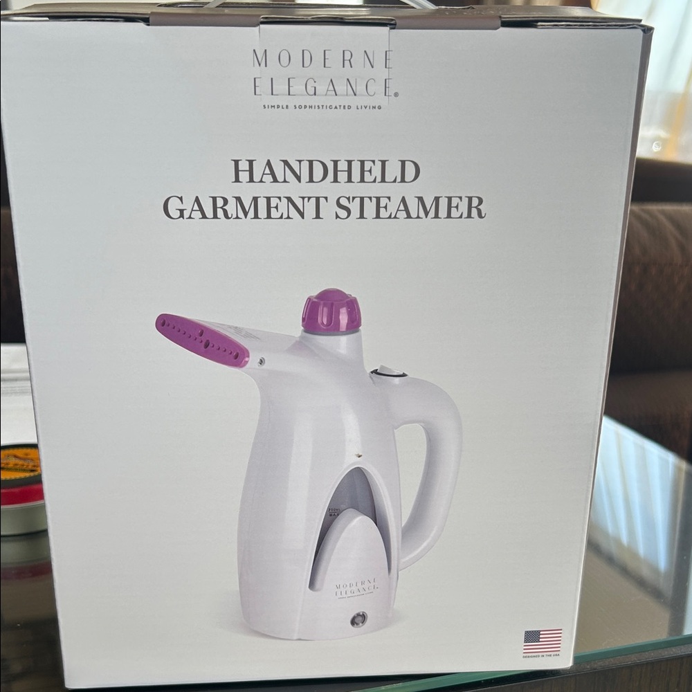 MODERNE ELEGANCE Handheld Garment Steamer - White with Purple Accents